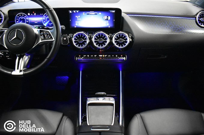 MERCEDES-BENZ EQA 250+ Progressive Advanced Plus